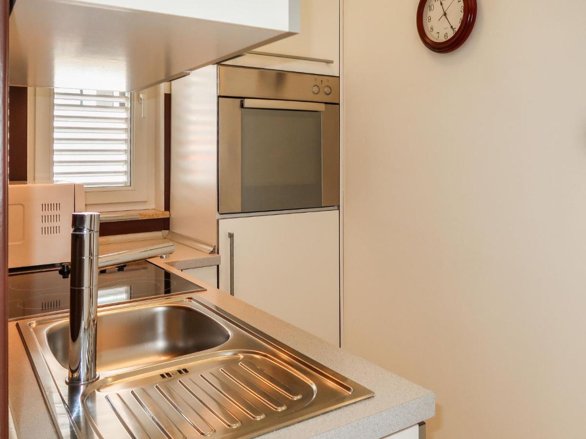 Apartment Milevoj - Rac142 By Interhome Рабац Екстериор снимка